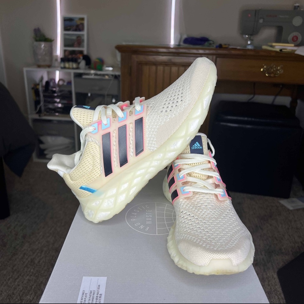 Women’s Ultraboost Web DNA Off White Legend Ink